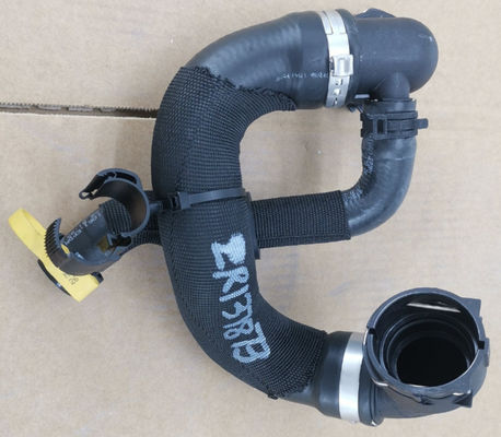 Шланг для автомобильного радиатора EPDM OE LR137873 Turbo Coolant Hose